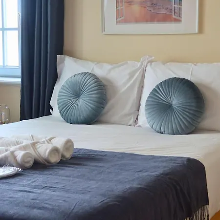 Art 4 3* Carcavelos (Lisbon)