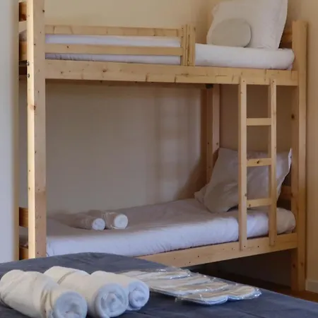 Bed & Breakfast Art 4