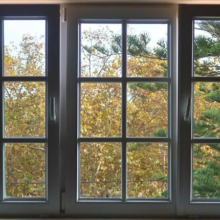 Bed & Breakfast Art 4 Carcavelos (Lisbon)