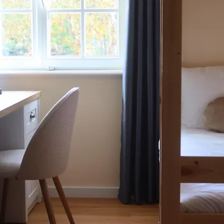 Bed & Breakfast Art 4