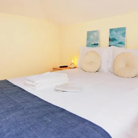 Art 4 Bed & Breakfast