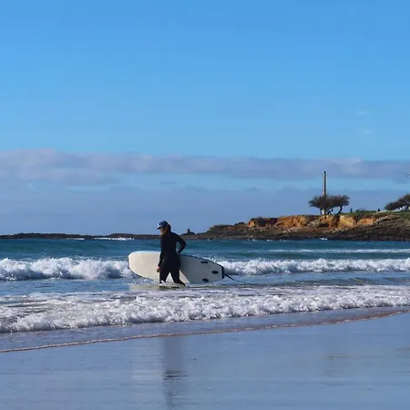 Bed & Breakfast Art 4