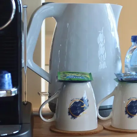 Art 4 فندق مبيت وإفطار كاركافيلو