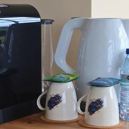 Art 4 فندق مبيت وإفطار