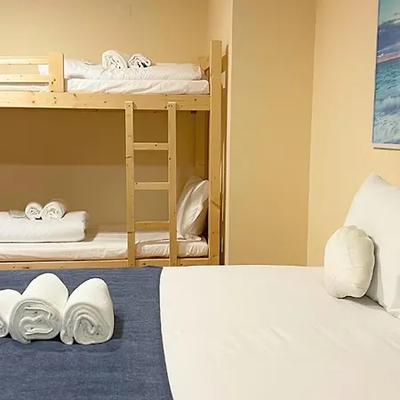 Bed & Breakfast Art 4